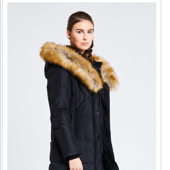 Authentic North Aware Black Women's Parka - Picture 5 of 5